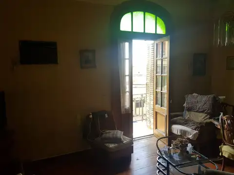 Depto Tipo Casa en Venta con 1 cocheras