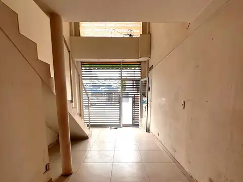 Local en Alquiler en Belen De Escobar, $ 600.000