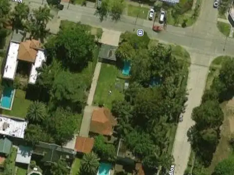 Casa en Venta en Castelar, USD 420.000