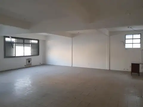 Galpon en Venta en Balvanera, USD 97.000