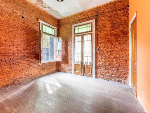 Casa en venta con Parrilla y Patio en Ciudadela