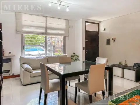 Triplex en Venta en Tigre.  Apto crédito  Avellaneda al 300
