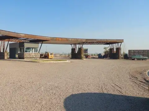 El Bosque  - Don Bosco S/N Rodeo del Medio A 300 metros del Acceso Este