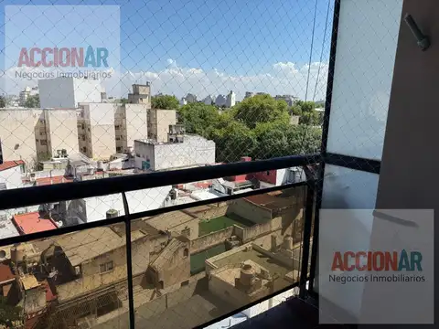 Monoambiente premium con balcón y luz natural en Floresta