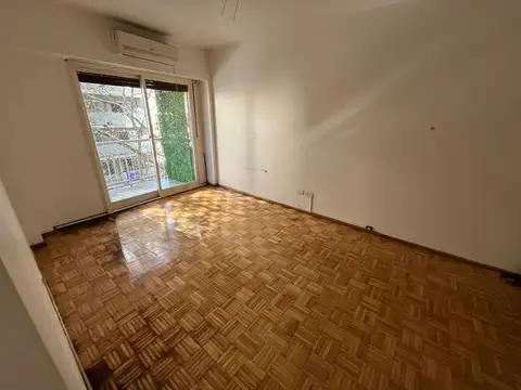 Avenida Hipólito Yrigoyen 3600