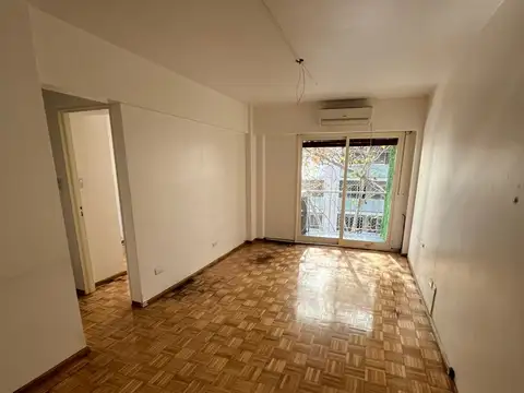 Impecable 3 ambientes + Escritorio