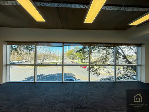 Oficina 3 ambientes con 3 baños