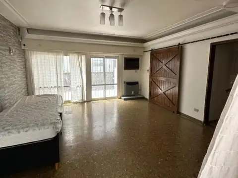 PH tipo casa 6 ambientes | en Venta | Mataderos | Excelente Ubicación | Apto Crédito