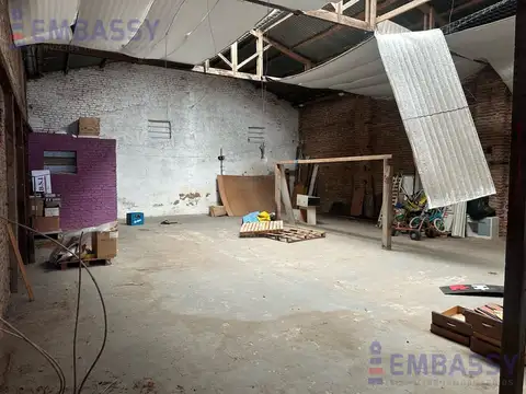 Casa 6 ambientes con 2 baños