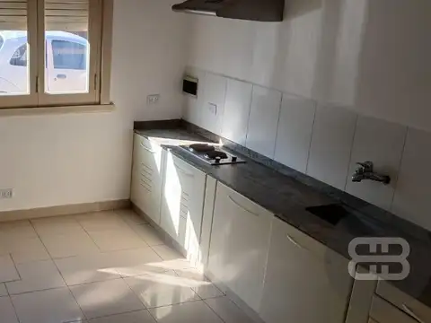 Depto Tipo Casa en Alquiler de 1 dormitorio