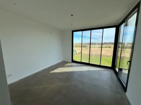 Casa en Alquiler 4 ambientes a Estrenar