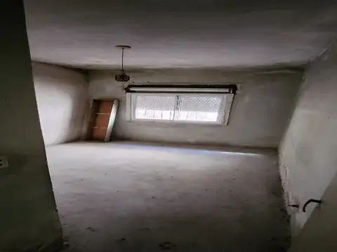 Vendo casa 3 ambientes