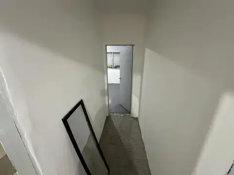 Casa en Alquiler con 2 cocheras