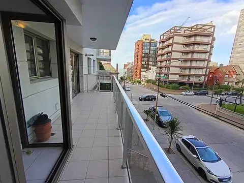 Departamento en Alquiler con 1 cocheras