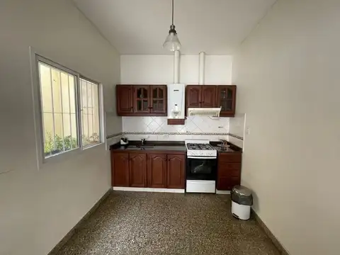 Depto Tipo Casa 3 ambientes con 1 baño