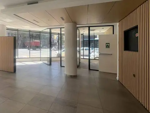 Local en Alquiler en Parque Patricios, $ 6.000.000