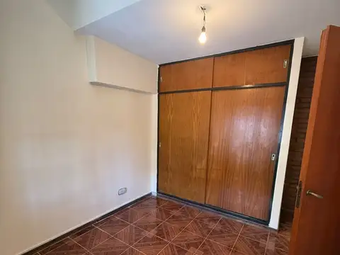 Depto Tipo Casa en Alquiler de 2 dormitorios