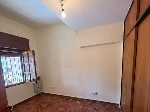 Depto Tipo Casa en Alquiler de 3 ambientes