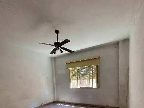 Casa en Venta en Castelar Sur, USD 78.000