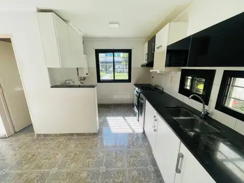 Casa en Alquiler en La Plata, $ 2.000.000