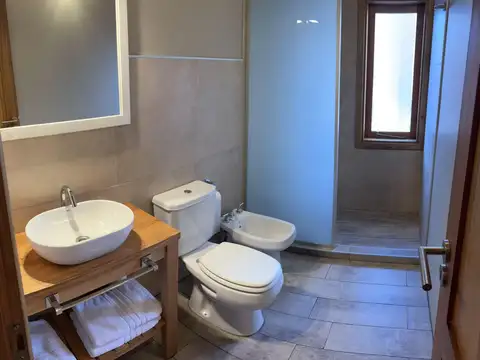Departamento 4 ambientes con 2 baños