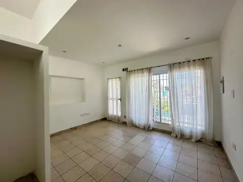 Departamento en Alquiler en Lanus Oeste, $ 400.000