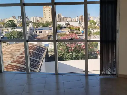 Oficina en Venta con 20 cocheras