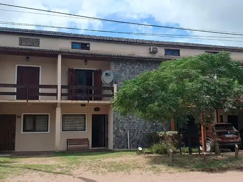 Triplex en venta - 3 Dormitorios 2 Baños - 93Mts2 - Mar del Tuyú