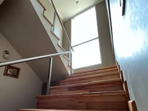 Casa 6 ambientes con 6 baños