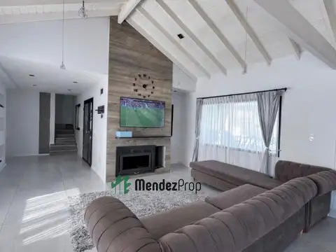 Casa en Alquiler en Club de campo Cruz del Sur, USD 1.700