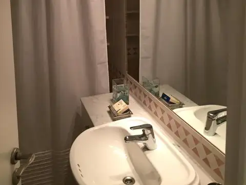 Departamento en Alquiler con 1 cocheras