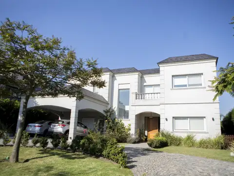 Casa en Venta de 4 dormitorios