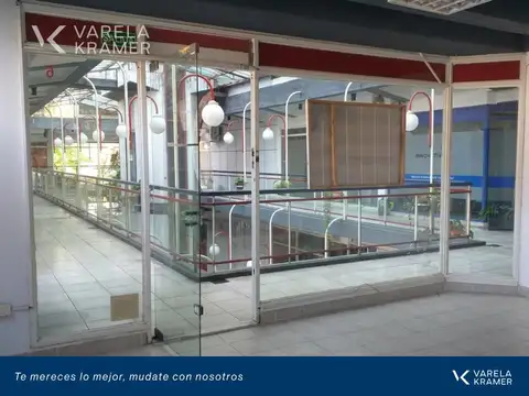 Local en Alquiler en Martínez Vías / Santa Fe, $ 550.000
