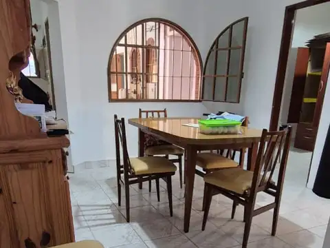 Depto Tipo Casa en Venta de 4 ambientes