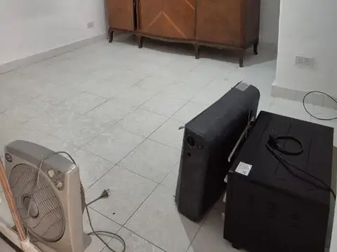 Depto Tipo Casa 4 ambientes con 2 baños