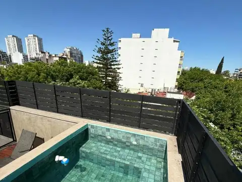 CASA en 4 PLANTAS OPORTUNIDAD