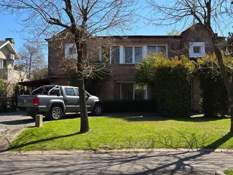 Barrio Cerrado Los Boulevares