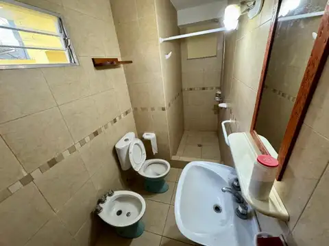 Depto Tipo Casa en Alquiler de 2 dormitorios