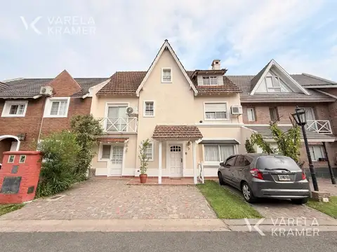 Casa en Venta de 4 dormitorios