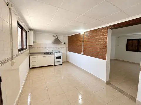 Casa en Alquiler en Córdoba, $ 500.000