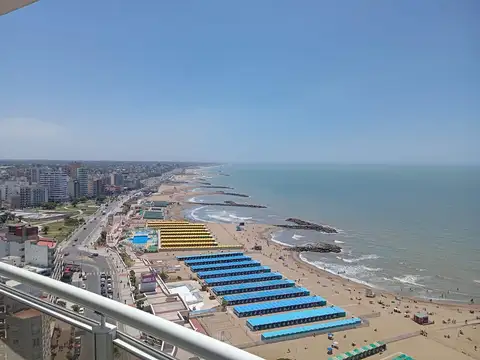 Temporada - depto 4 ambientes con cochera doble - Vista al Mar - La Perla - Mar del Plata