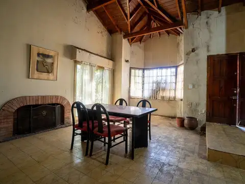 Casa en Venta en Castelar, USD 218.000