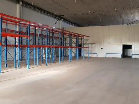 Galpon en Alquiler 50  mts Fondo