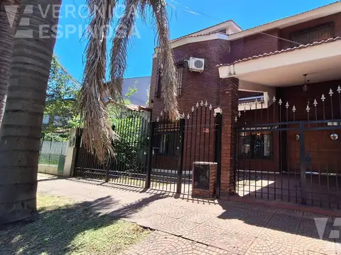 casa venta moron tres dormitorios