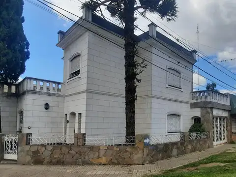 VENTA/PERMUTA - Casa - A refaccionar - Roque Sáez Peña, Rosario