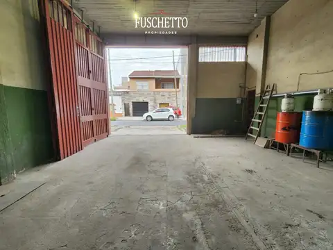 Galpon en Alquiler 9  mts Frente