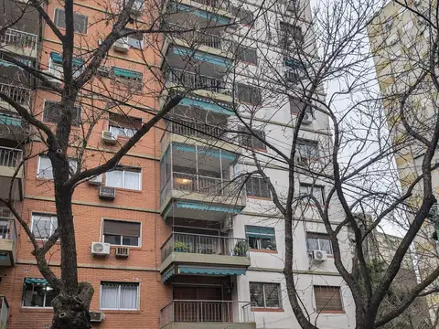 Venta 4 ambientes c/dependencia Frente Balcón  Baulera Lomas de Nuñez
