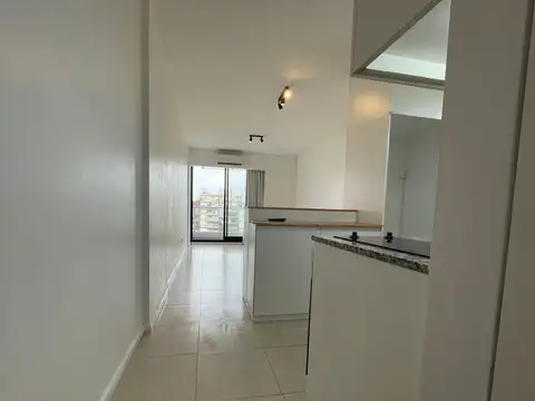Departamento en Alquiler en Parque Chas, $ 650.000