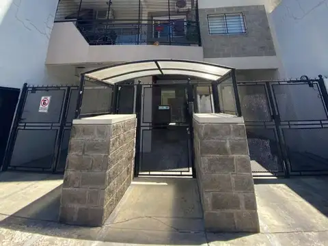 Manuel Estrada 1400, Piso 2