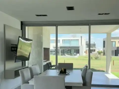 Casa en Venta de 5 dormitorios